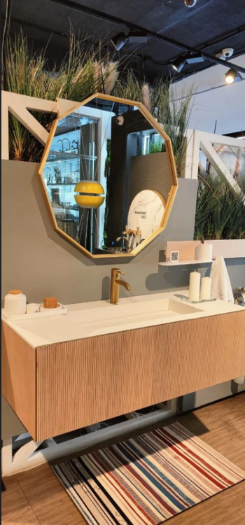 Комплект мебели, ARBI, тумба под раковину Luxor столешница Riga штанга Reed с аксессуарами (крючок, полка, стакан) зеркало Ten, цвет-дуб/белый/золото