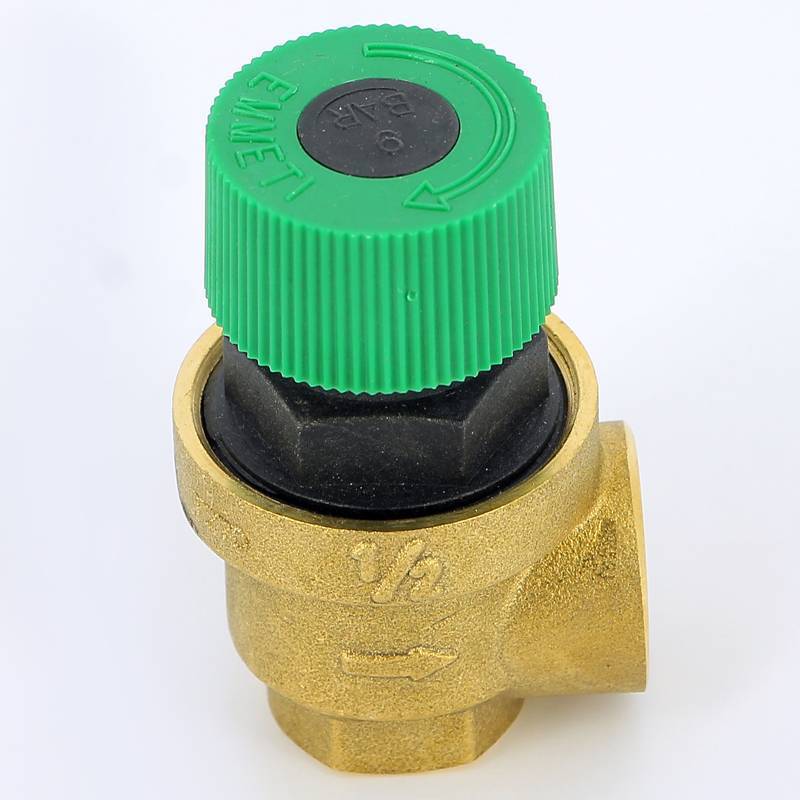 Клапан предохранительный Emmeti 1/2 ВВ 9 бар 00201290