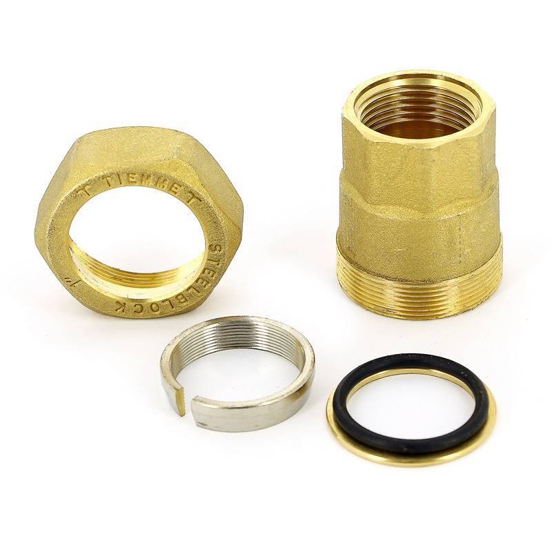 Муфта обжимная Tiemme 1590 1 1/2 наружная резьба 1500090