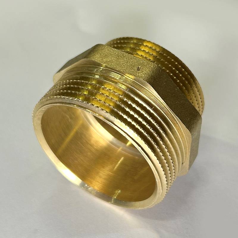 Ниппель редукционный LD Pride 1 1/2 x 1 1/4 латунь LD.65.503.40х32