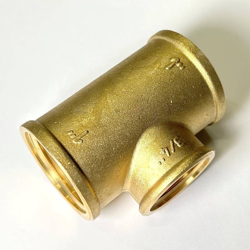 Тройник резьбовой переходной LD 1x3/4x1 ВВВ латунь LD.65.523.25x20x25