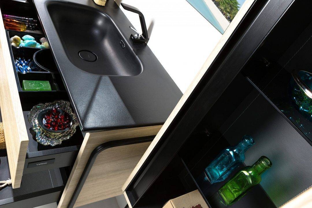 Шкаф-пенал подвесной Armadi Art Vallessi 28х35х120 см светлое дерево 836-L