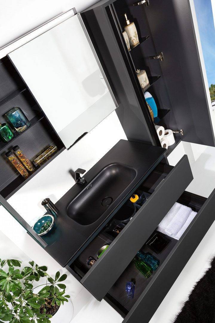 Зеркальный шкаф подвесной Armadi Art Vallessi 80х13х65 см с подсветкой антрацит матовый 547-A matt