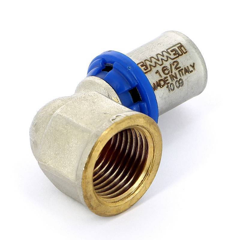 Угольник пресс с внутренней резьбой Emmeti 16x1/2 28101330