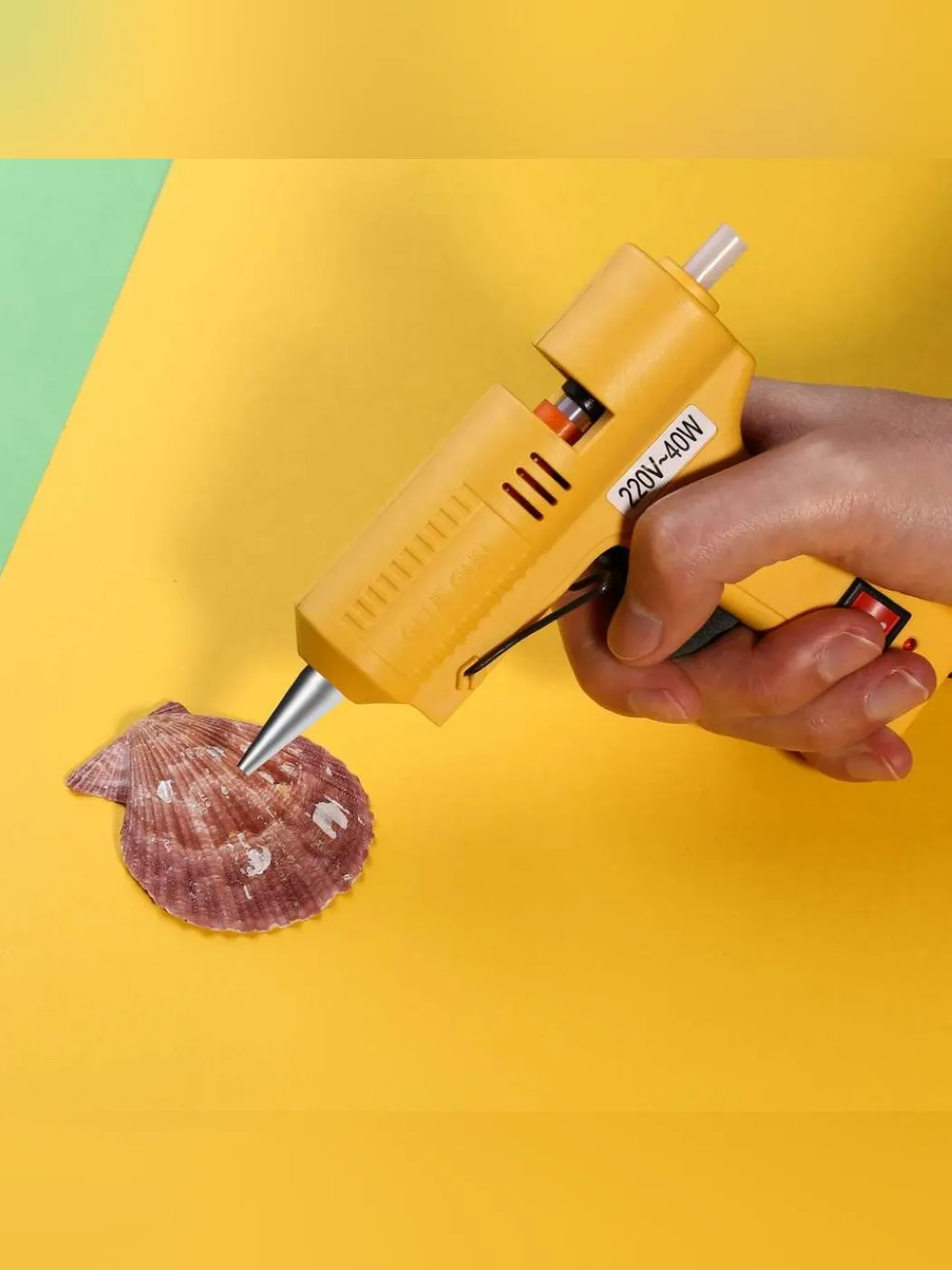 Клеевой пистолет DEKO DKGG40 SET4 40 Вт набор 10 стержней 063-4969