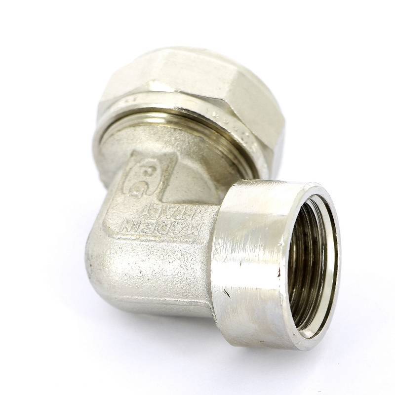 Угольник обжимной Tiemme 26х3/4 внутренняя резьба никелированный 1600034