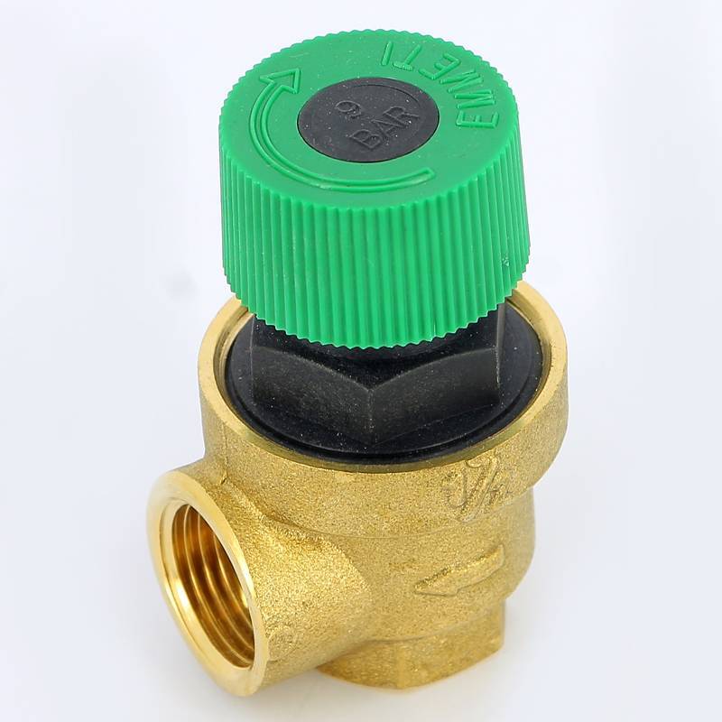 Клапан предохранительный Emmeti 1/2 ВВ 9 бар 00201290