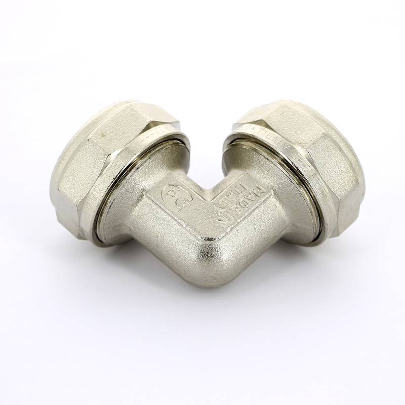 Угол обжимной Tiemme 1603 32 мм никелированный 1600036