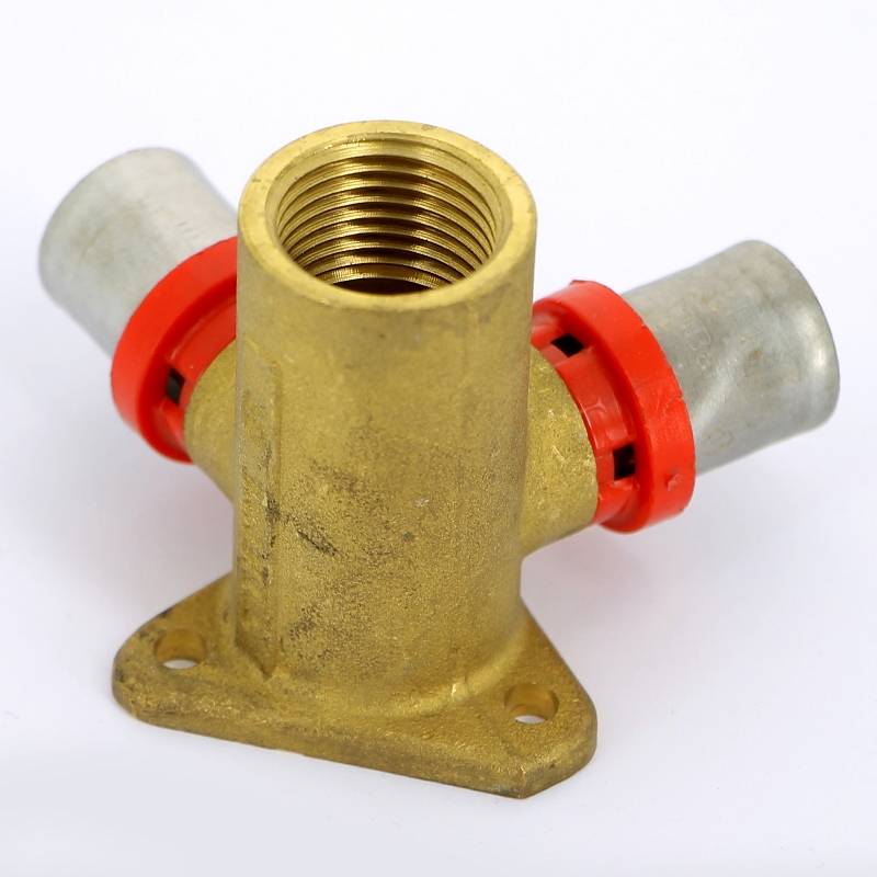 Водорозетка пресс-В проходная Tiemme 16x1/2x16 1650111