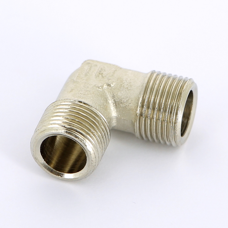 Угол НН 3/8' никелированный.