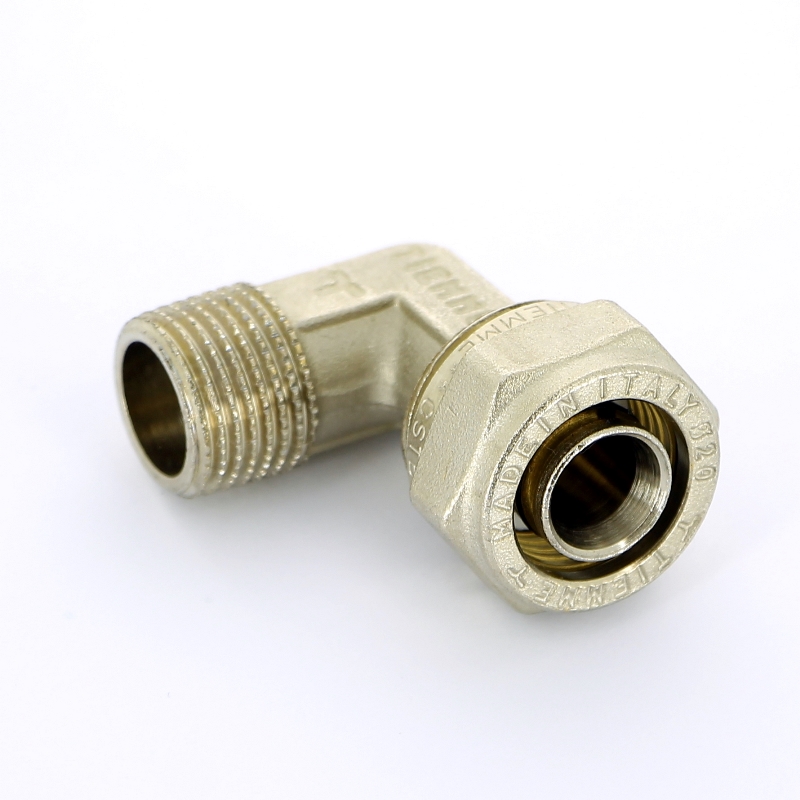 Угол обж-Н 20х1/2' никелир.