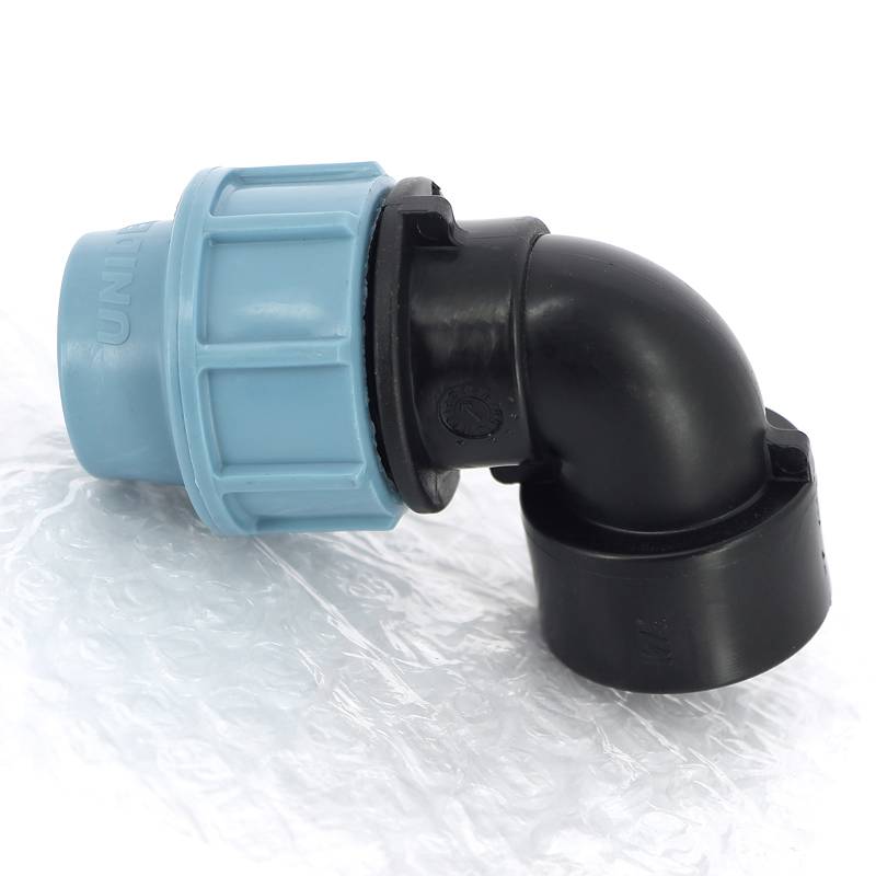 Угольник обжимной Unidelta Deltone 20х3/4 внутренняя резьба для ПНД труб 1009020003