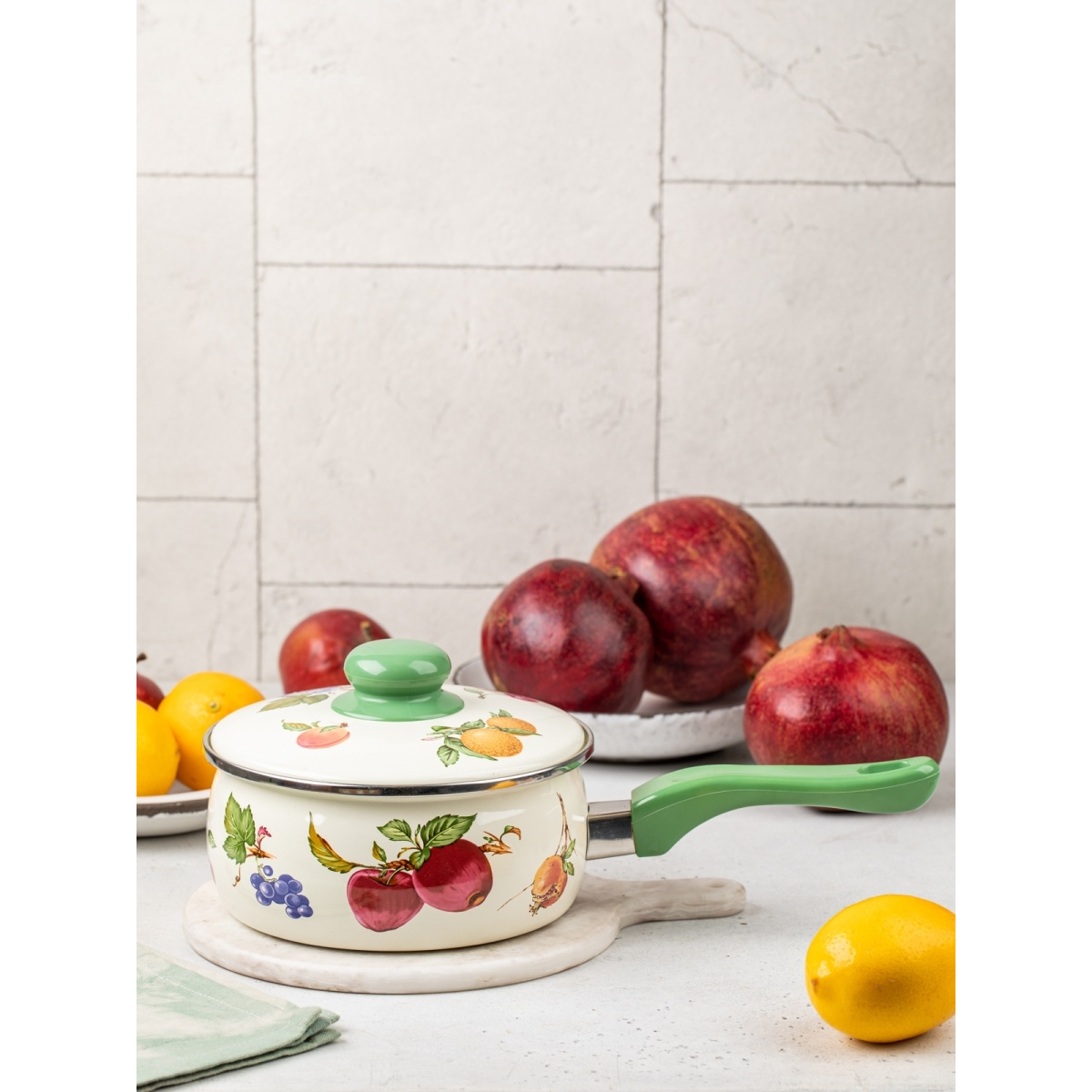 Ковш эмалированный Metrot Фрукты 1.85 л 7362