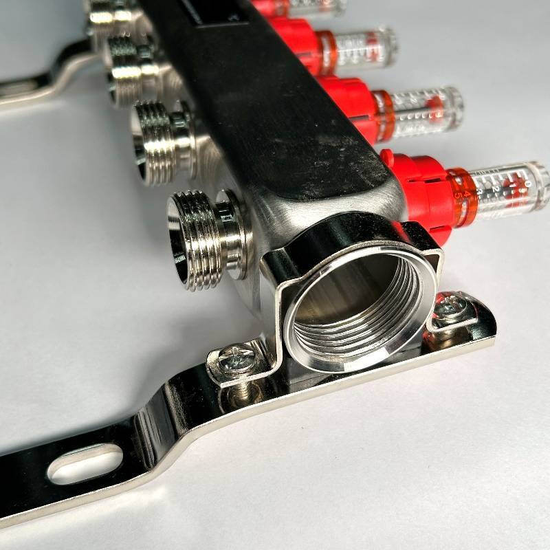 Коллекторная группа 1 x 4 выхода 3/4 STOUT с расходомерами из нержавеющей стали без концевых групп 450W4304