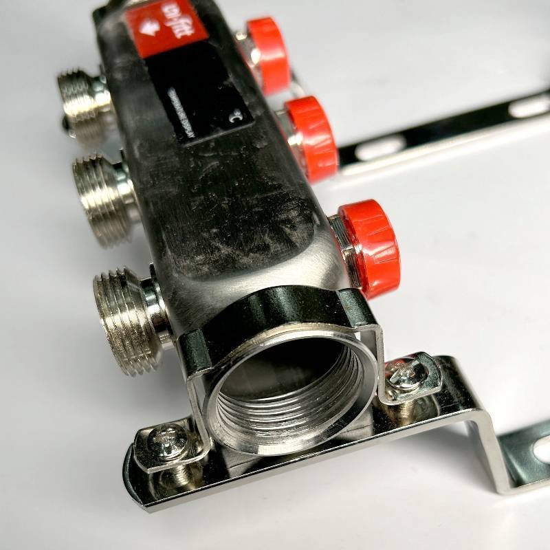 Коллекторная группа 1 x 3 выхода 3/4 STOUT с балансировочными клапанами из нержавеющей стали без концевых групп 451W4303