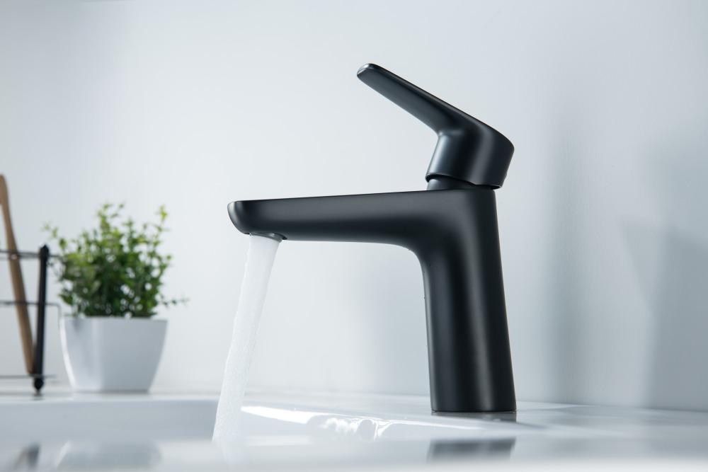 Смеситель для раковины Aquanet Бетта 98 мм матовый черный AQ1110MB