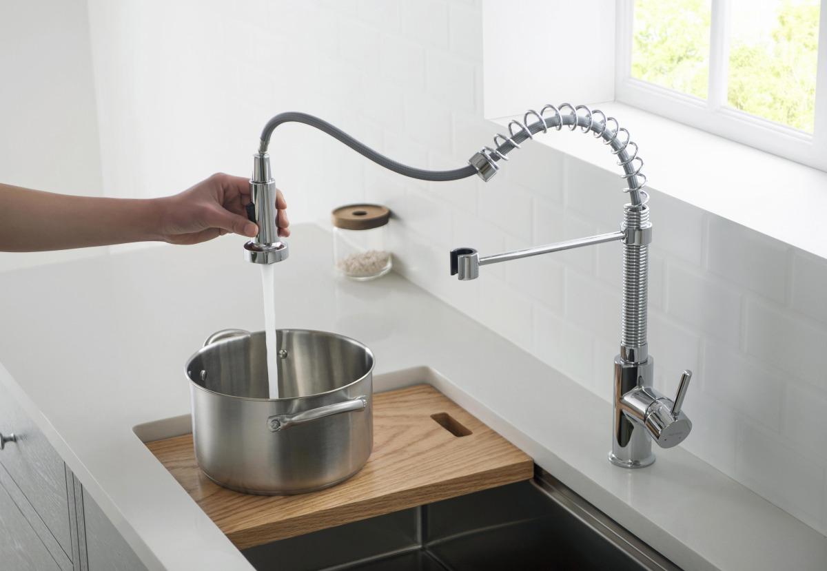 Смеситель для кухни Aquanet Европа профессиональный 2 jet хром AQ1387CR