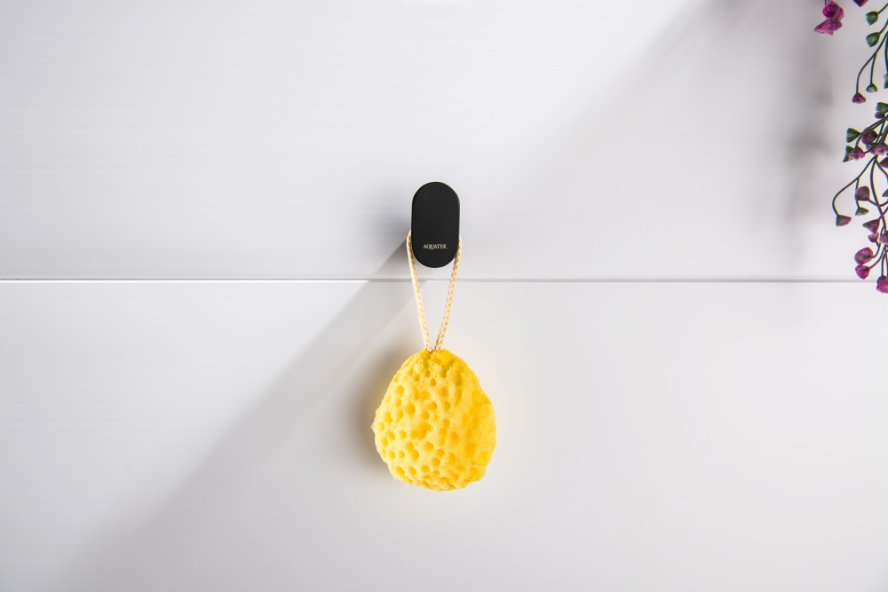 Крючок для полотенец Aquatek Лира матовый черный AQ4425MB