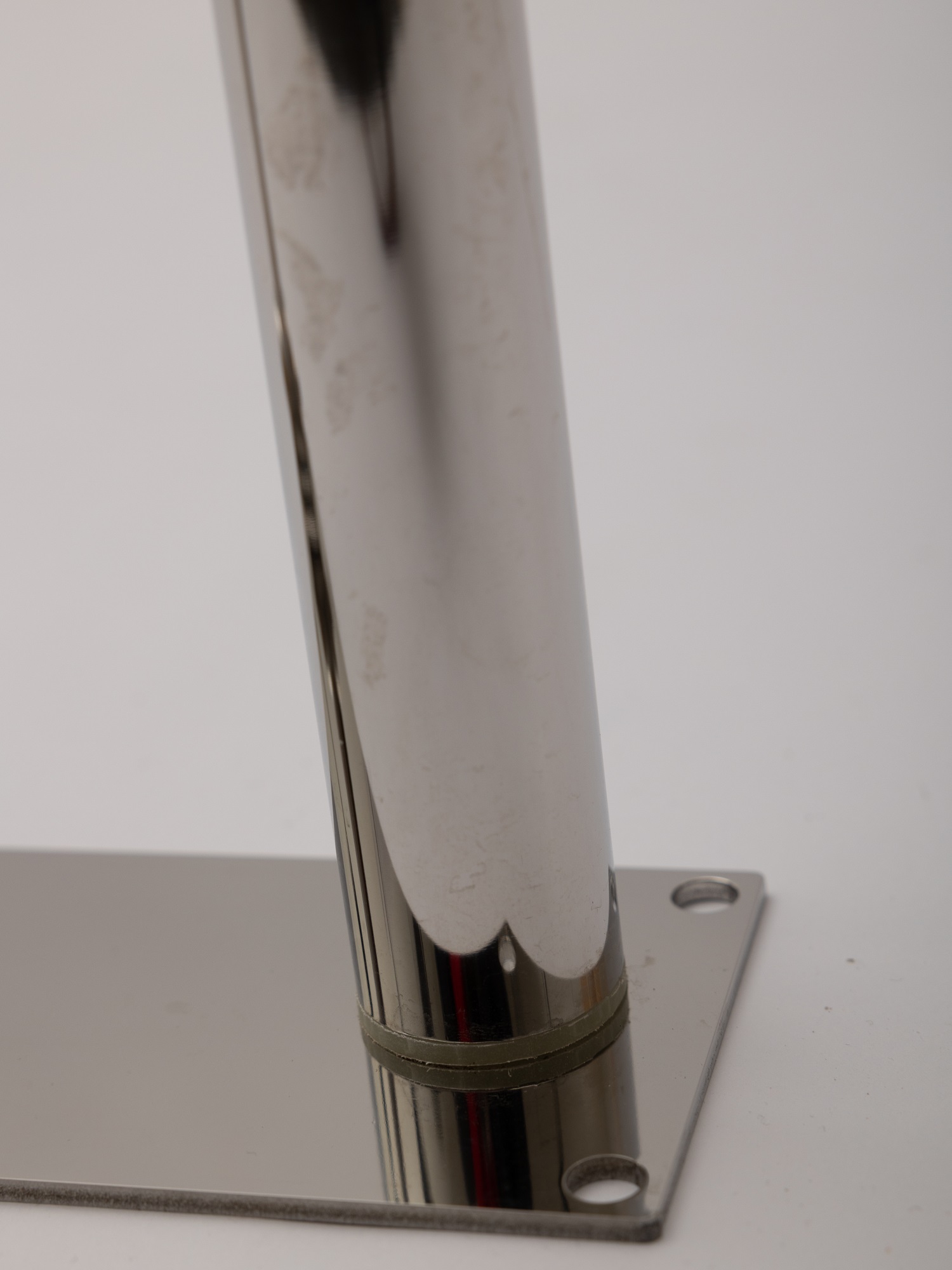 Поручень настенный откидной Титан 800х230 мм POR-0000004