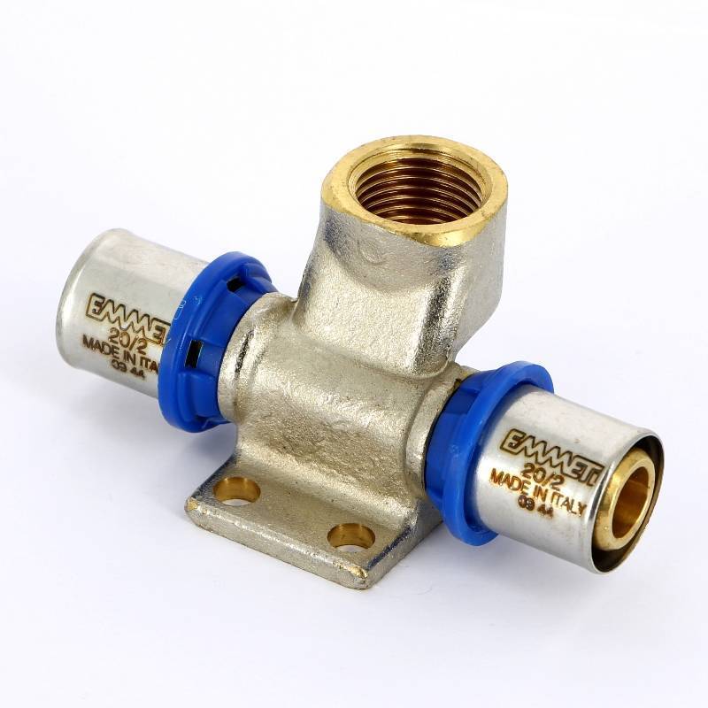 Водорозетка пресс-В проходная EMMETI Gerpex 20х1/2х20 28101624