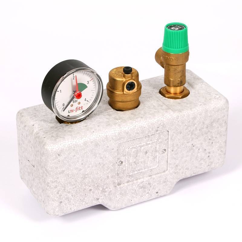 Группа безопасности котла Uni-Fitt до 50 кВт 1 3 бар сталь с теплоизоляцией 251A4530