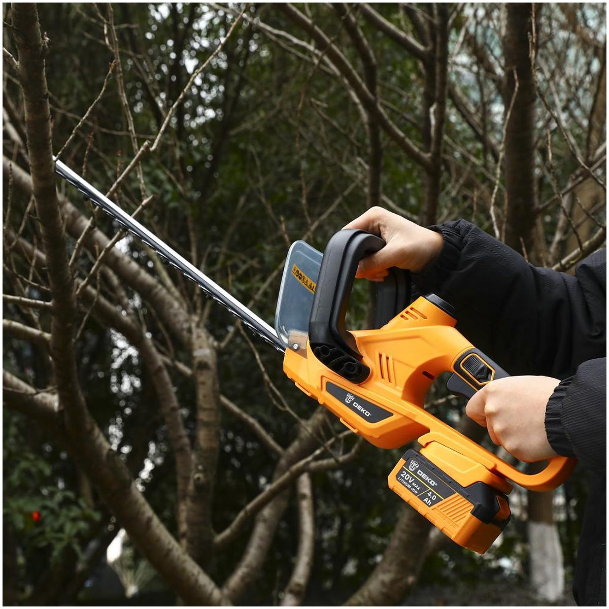 Кусторез аккумуляторный DEKO DKBC56 560 мм 1x4.0 Ач 063-4302