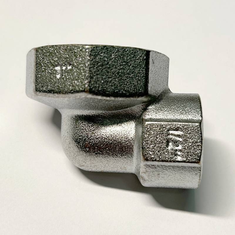 Угол редукционный ВВ General Fittings 1х1/2 хромированный 636C4201