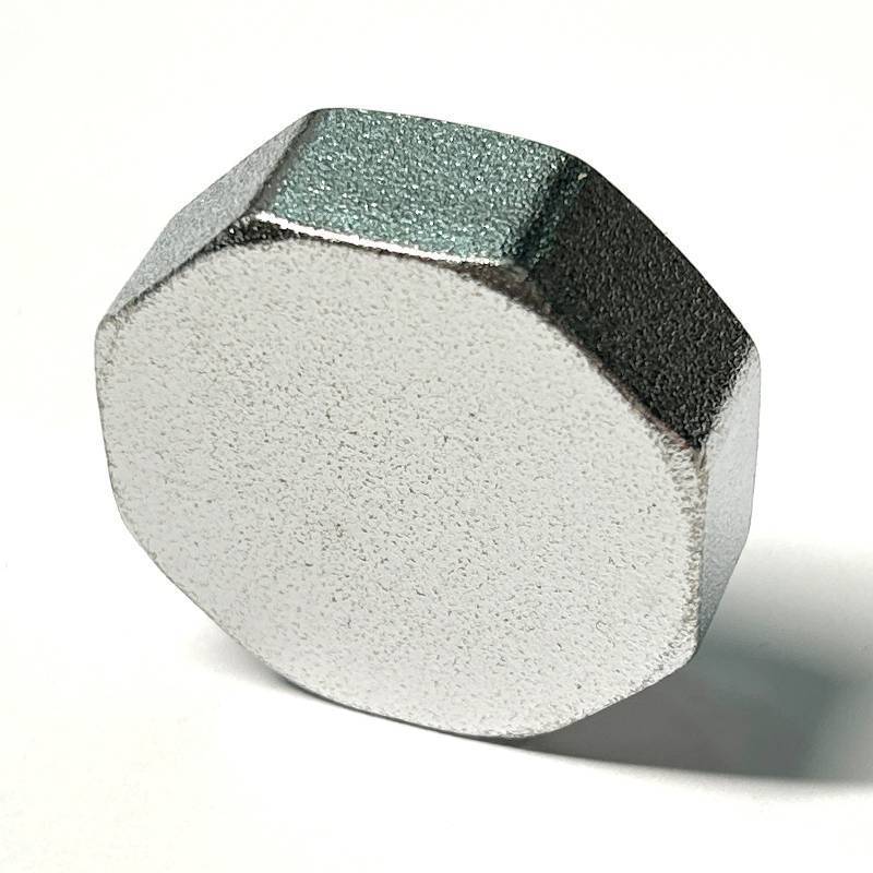 Заглушка с внутренней резьбой General Fittings 1 хромированная 637C4001