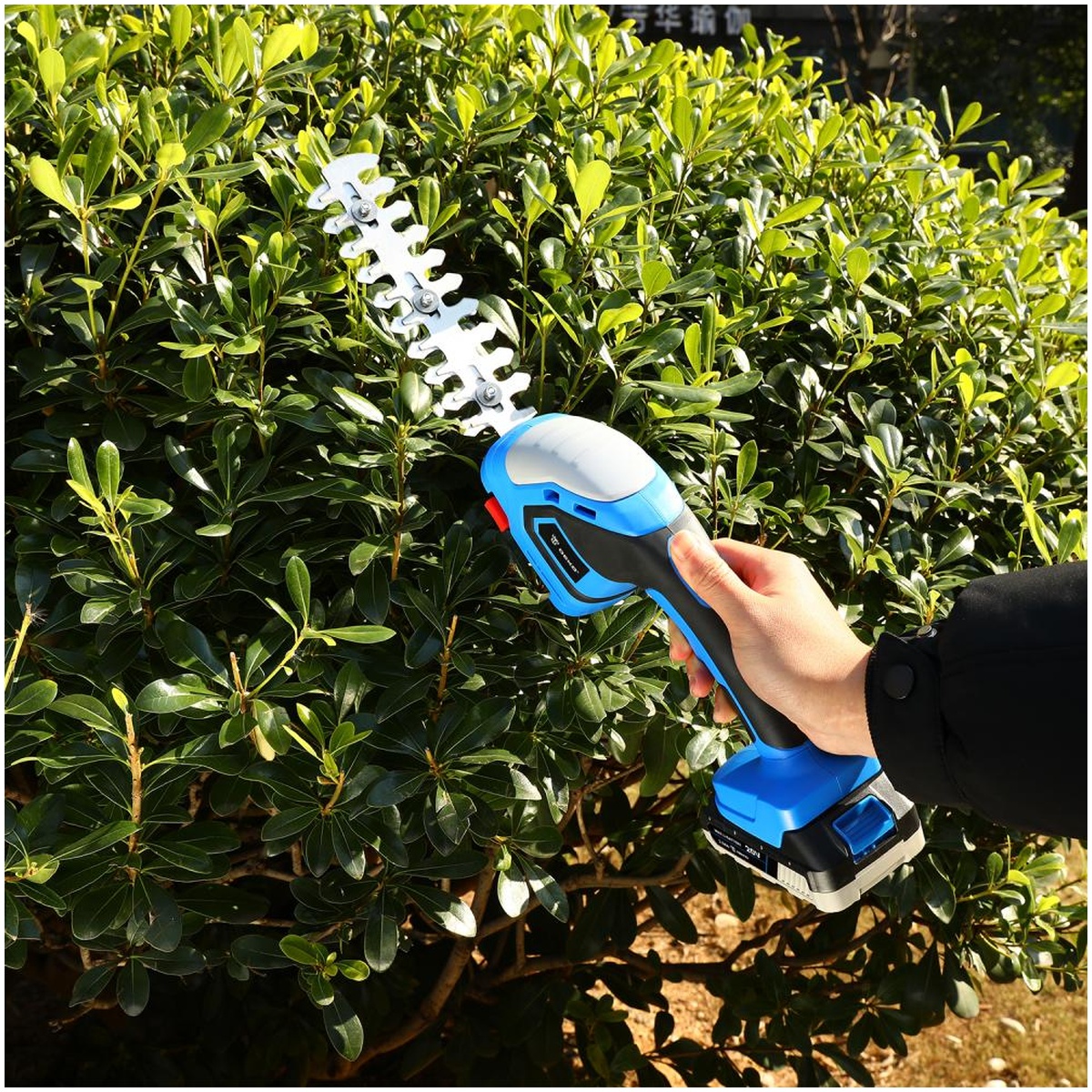 Ножницы садовые аккумуляторные DEKO DKGS20 1x2.0 Ач 063-4305