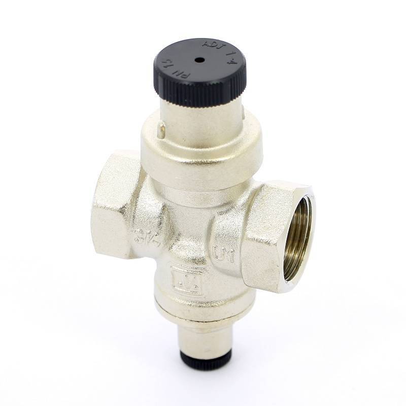 Редуктор давления UNI-FITT ВВ 3/4 никелированный под радиальный манометр 202N3140