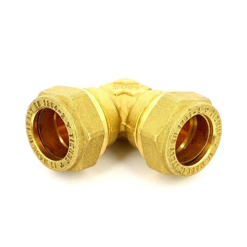 Угол обжимной Tiemme 18х18 мм 1100003