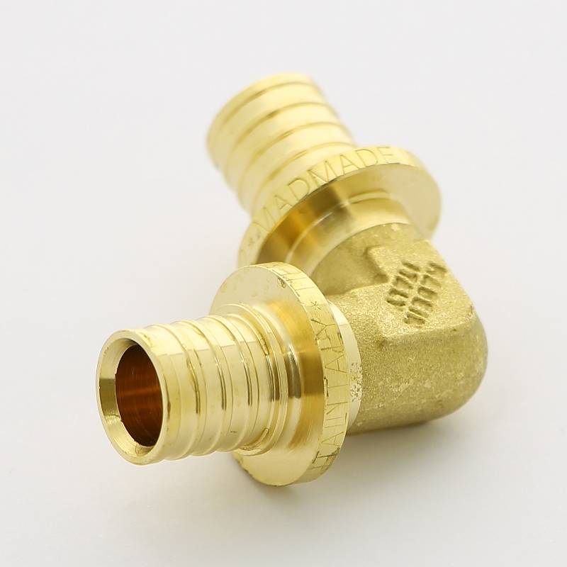 Угол аксиальный Uni-Fitt 16 мм латунь 743G6600