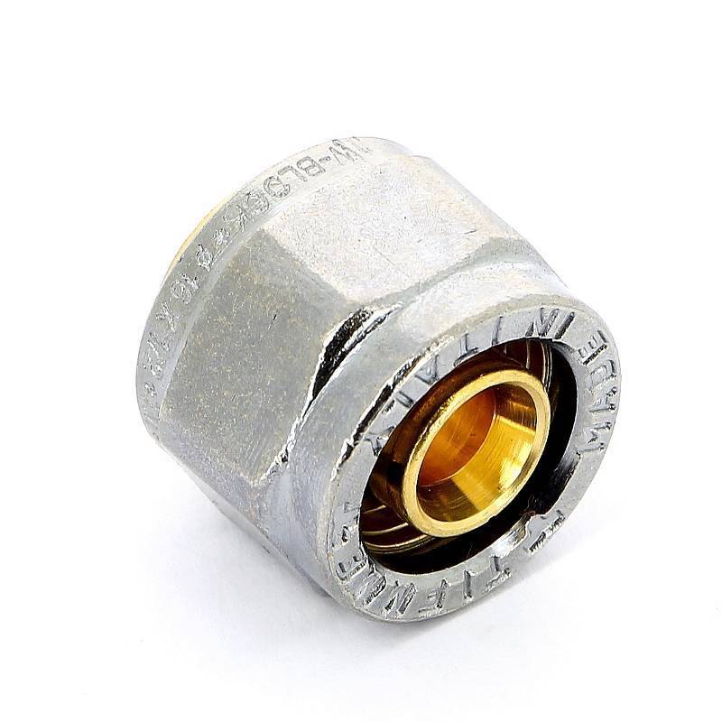 Соединитель обжимной Tiemme 16 мм - 1/2 для коллекторных выходов серии SH 1440069