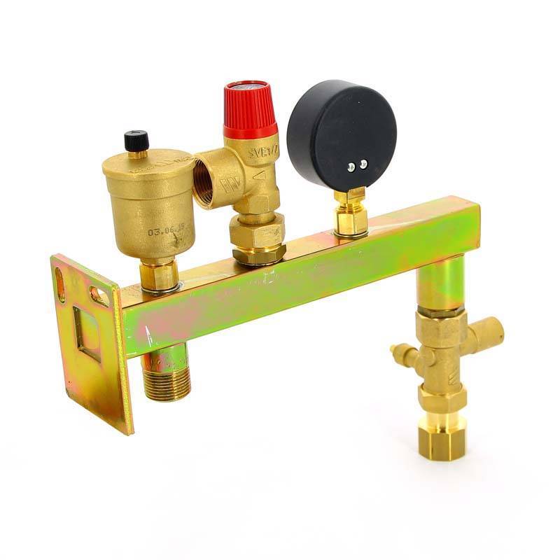 Консоль для расширительного бака Watts GAG/KAV с группой безопасности 3/4 3 бар 50 кВт 10017890