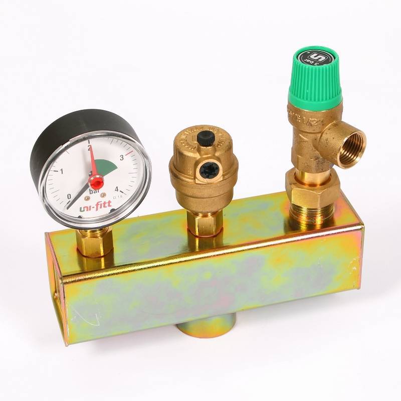 Группа безопасности котла Uni-Fitt до 50 кВт 1 3 бар сталь с теплоизоляцией 251A4530