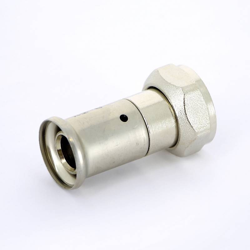 Муфта пресс Henco с накидной гайкой Евроконус 20x3/4 19P-2005