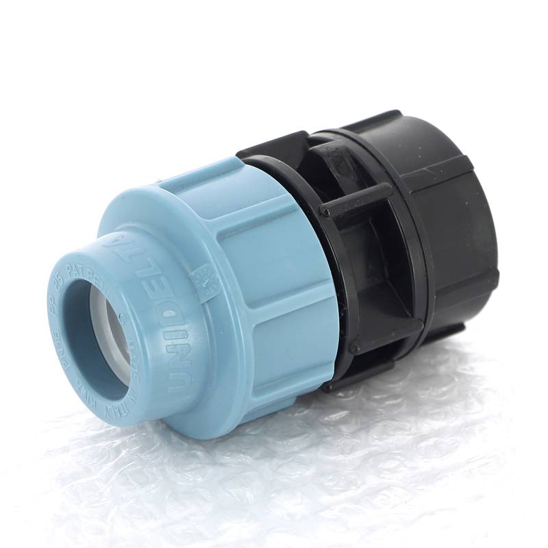 Муфта обжимная Unidelta для труб ПНД с внутренней резьбой 25х1 1004025004