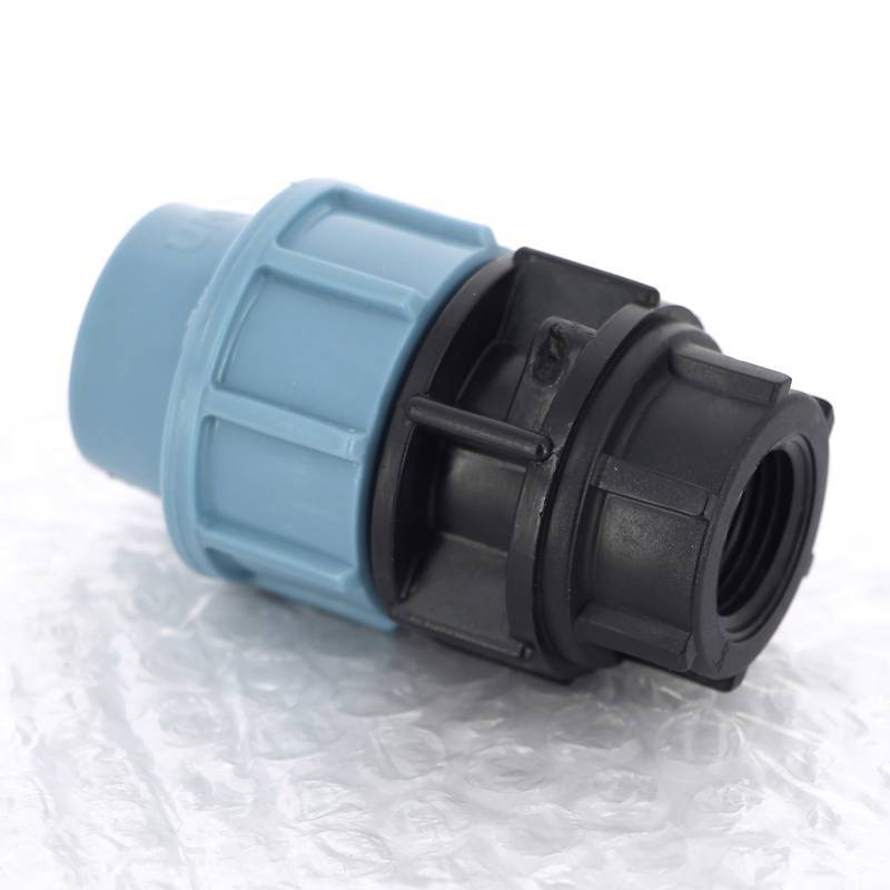 Муфта обжимная Unidelta для труб ПНД с внутренней резьбой 20х1/2 1004020002