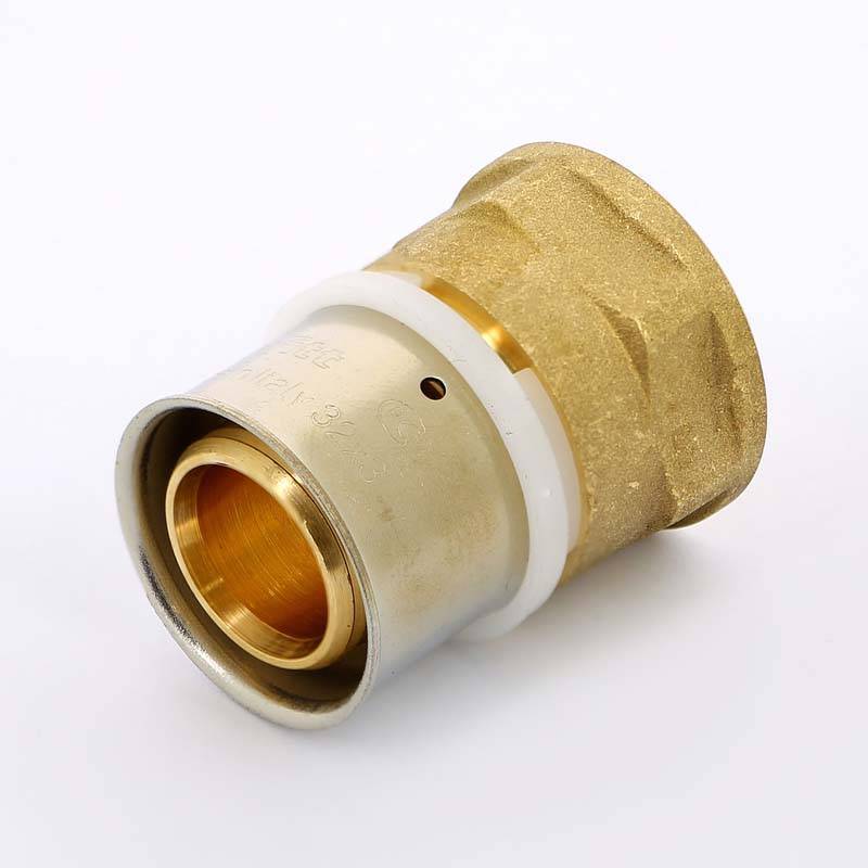 Муфта пресс с внутренней резьбой Uni-Fitt 32x1 701G9400