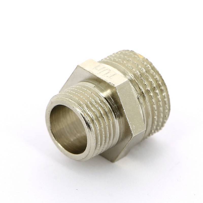 Ниппель резьбовой переходной Tiemme 1/2 x 3/8 НН никелированный 1500196