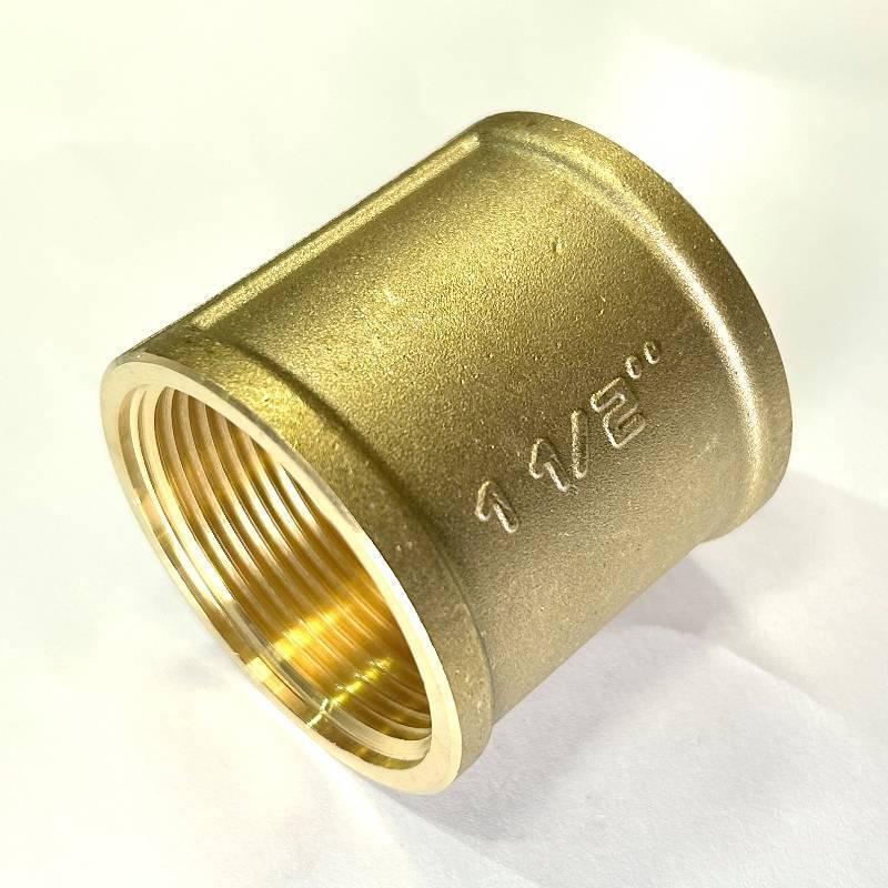 Муфта резьбовая LD Pride DN40 1 1/2 дюйма ВР-ВР латунь LD.65.502.40