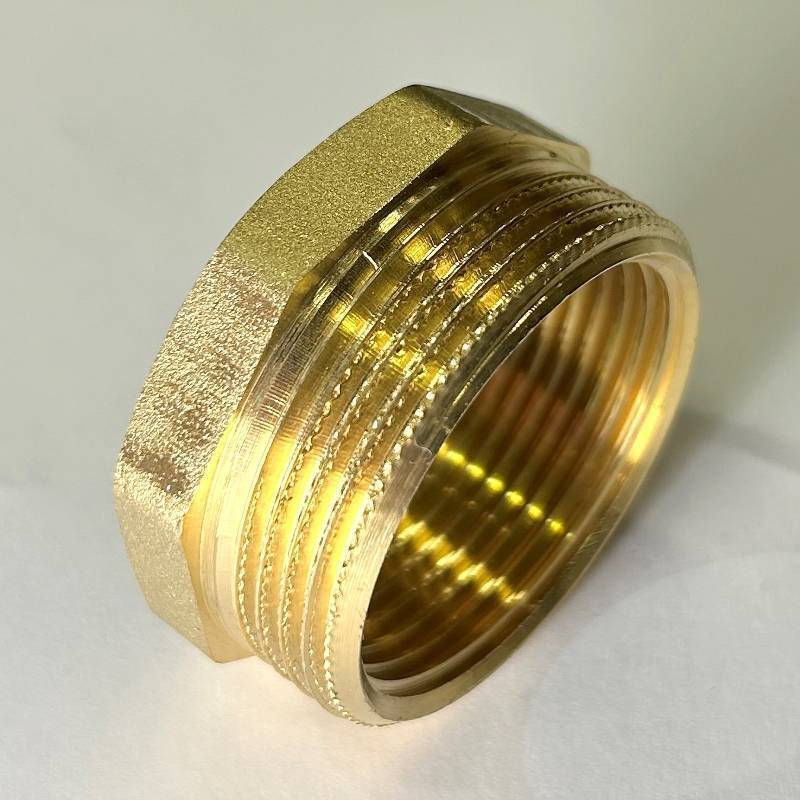 Футорка резьбовая LD 1 1/2x1 1/4 латунь LD.65.507.40х32