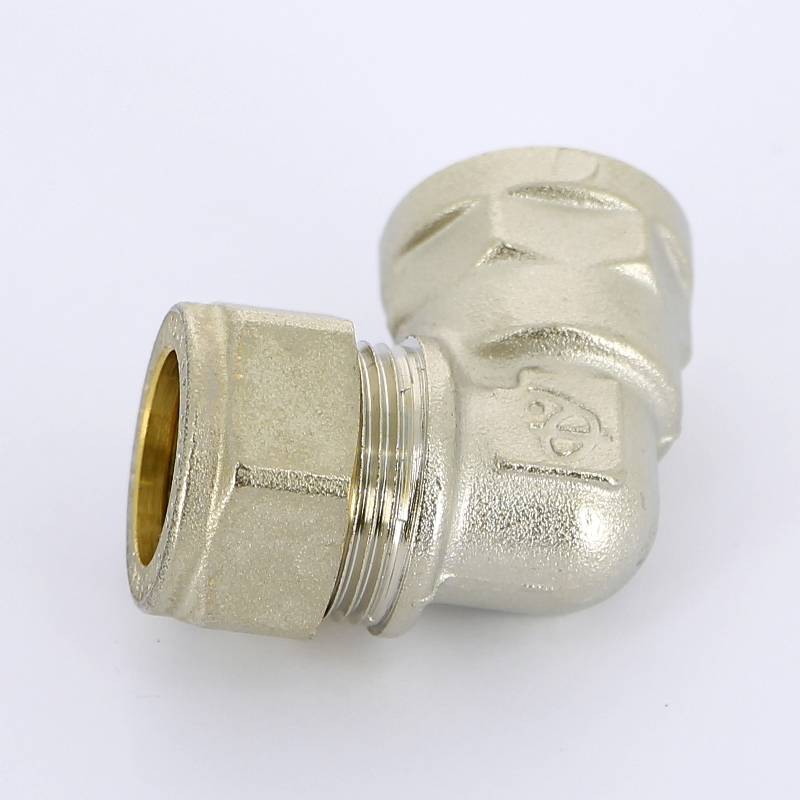 Угольник обжимной Tiemme 18х1/2 внутренняя резьба никелированный 1100075