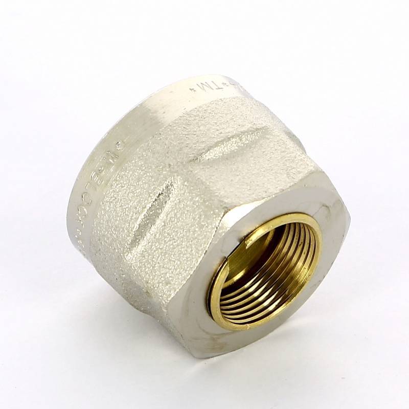 Соединитель обжимной Uni-Fitt 15 мм - 3/4 EK для медных труб 685N1534