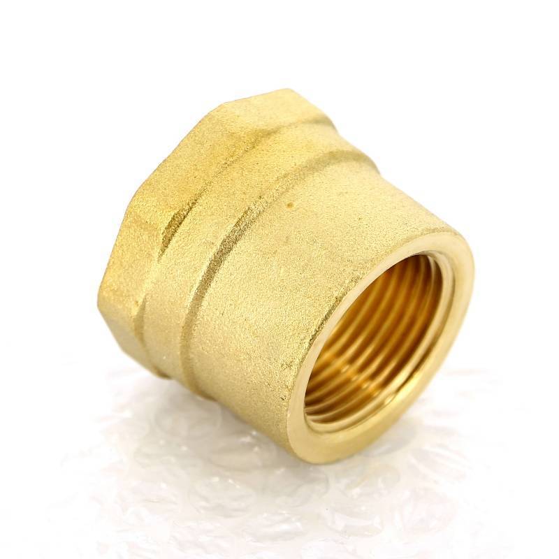 Муфта латунная Uni-Fitt 1 1/4 x 1 дюйм ВР-ВР 602G5400