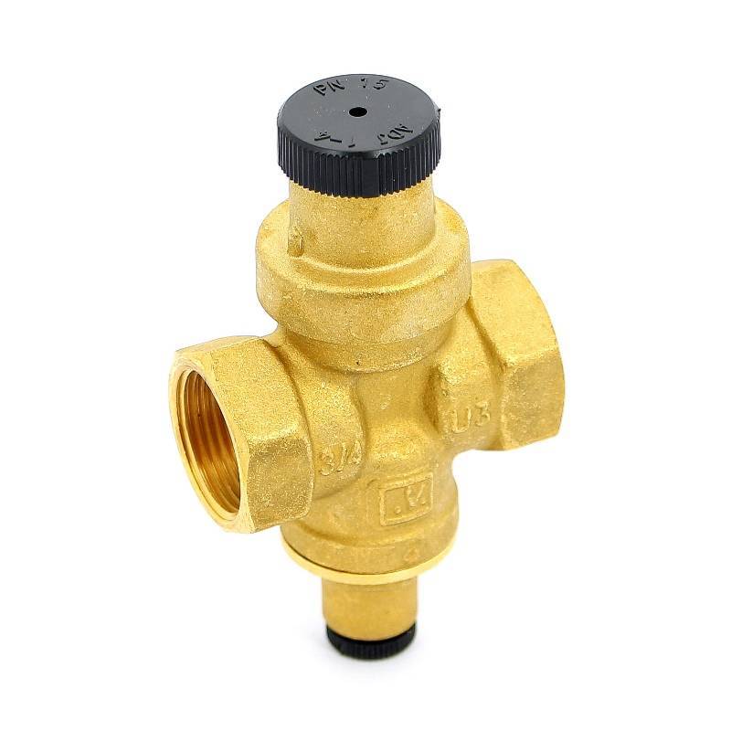 Редуктор давления UNI-FITT ВВ 3/4 латунный под радиальный манометр 202G3140