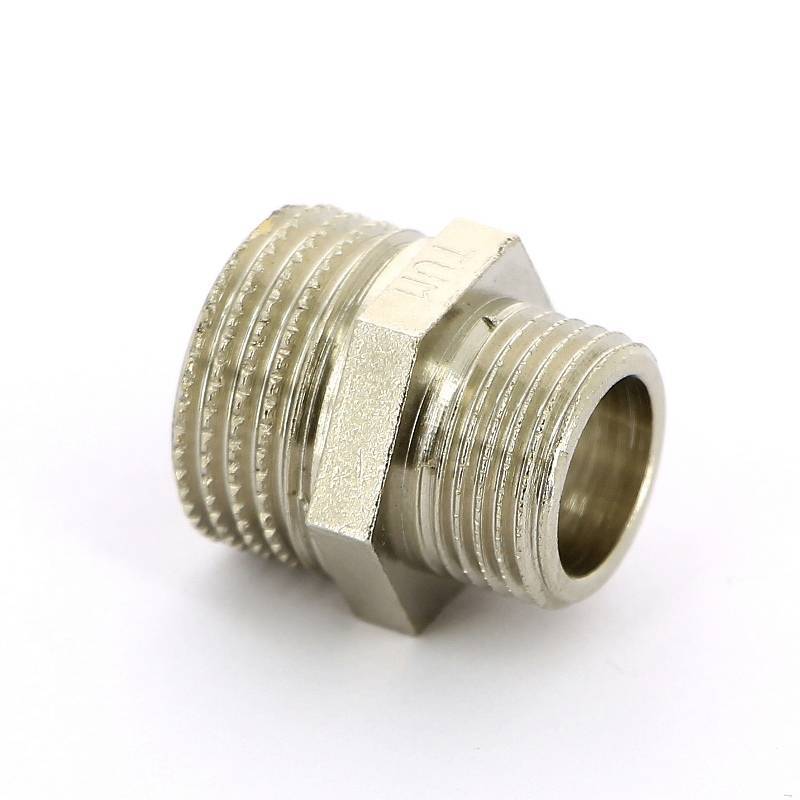 Ниппель резьбовой переходной Tiemme 1/2 x 3/8 НН никелированный 1500196