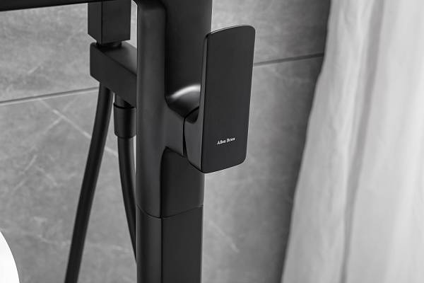 Смеситель для ванны с душем Allen Brau Infinity черный матовый 5.21009-31