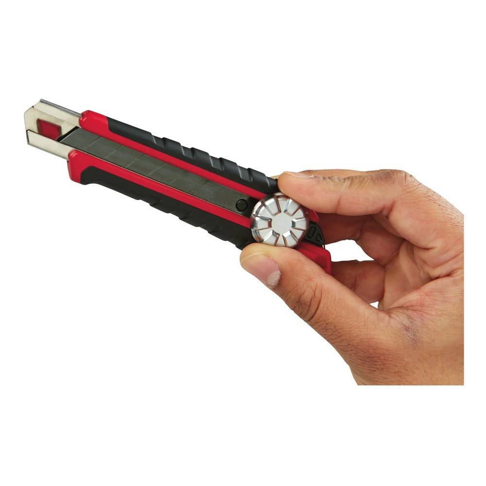 Нож Milwaukee сегментный для картона 18 мм 48221961