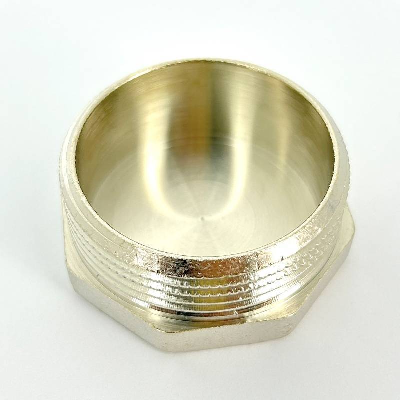 Заглушка LD Pride латунная никелированная 1 1/2 наружная резьба LD.67.505.40